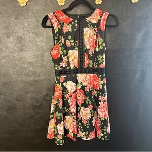 Disney‎ Princess Black Floral Dress Size XS